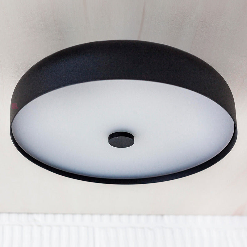 Plafón Led Moderno De Techo Ideal Living Comedor Buena Luz Negro Con Luz Cálida